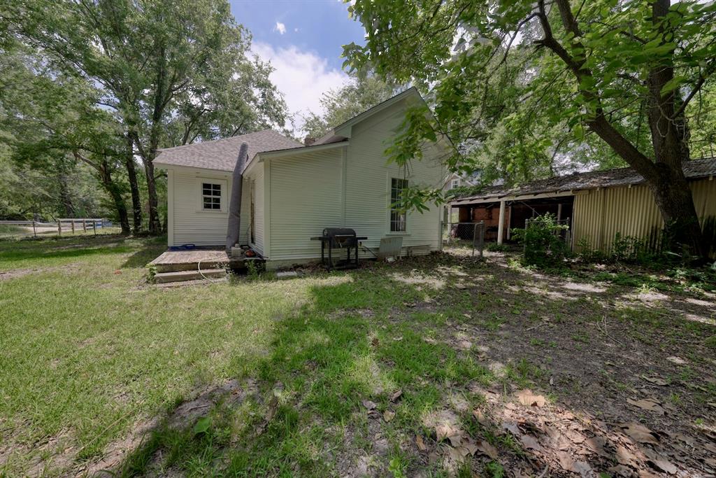 Abst A 0381 J Gibson - Residential