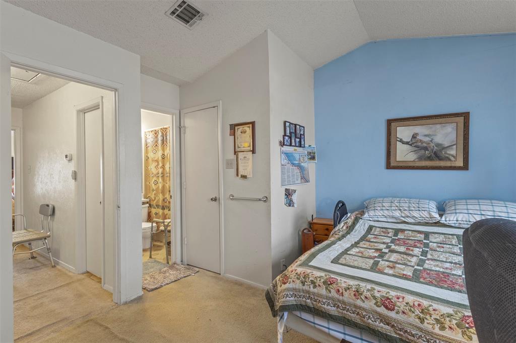 Carriagehouse Village-Victoria Place - Residential