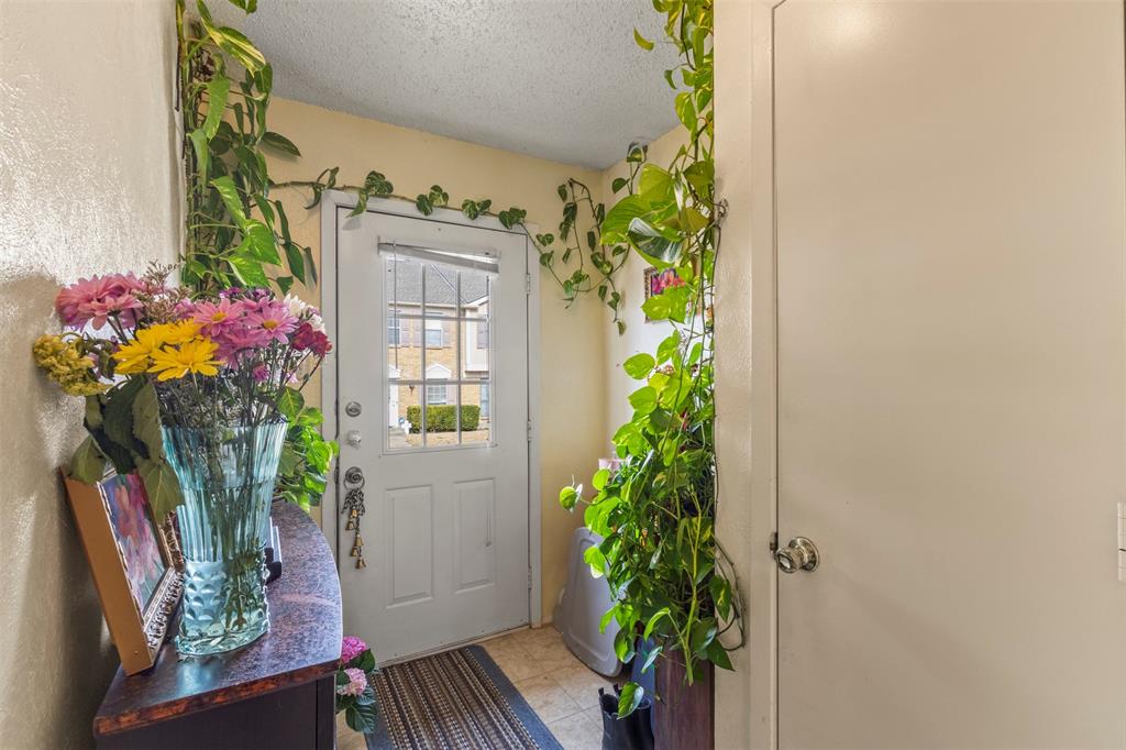 Carriagehouse Village-Victoria Place - Residential