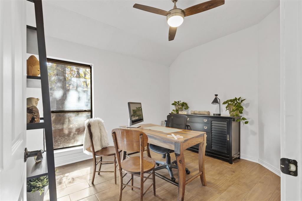 Mc Kamy Oaks Add - Residential