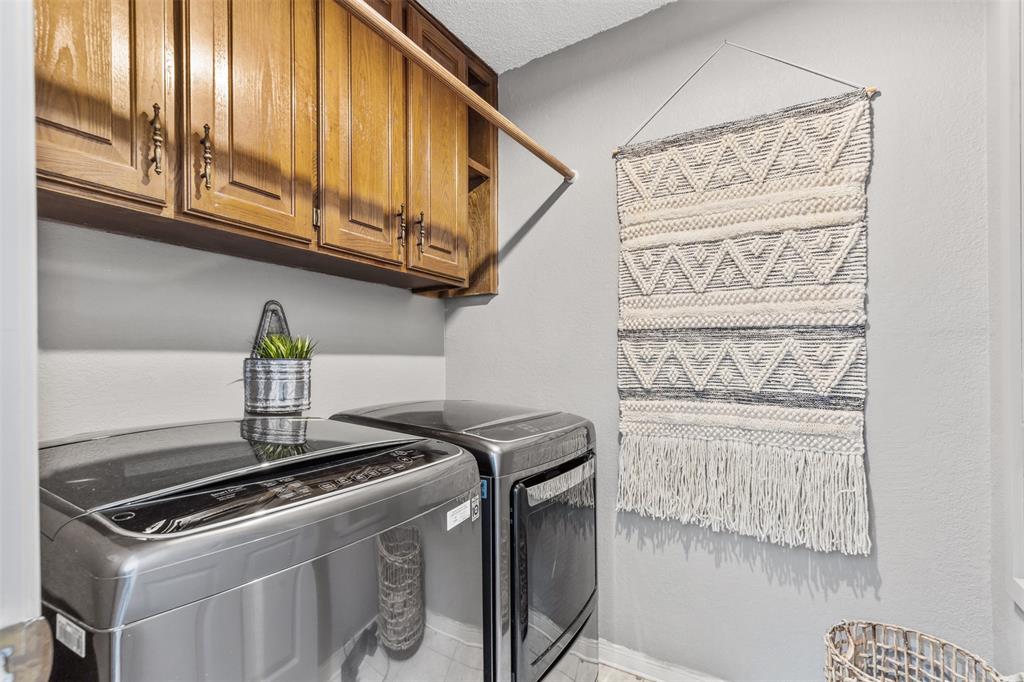 Mc Kamy Oaks Add - Residential