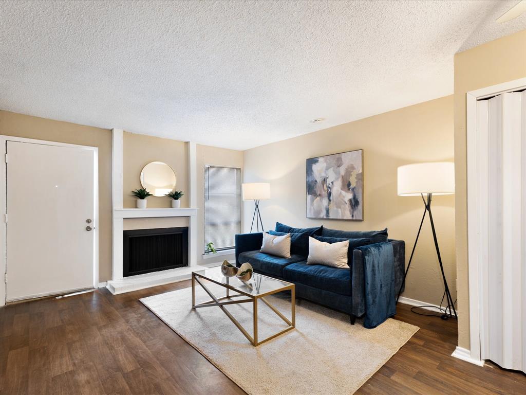 Welcome to this charming 1-bedroom, 1-bath condo in the heart of Fort Worth! Featuring an open-concept layout, spacious bedroom, and low-maintenance living, this home is perfect for first-time buyers, investors, or those looking to downsize. Conveniently located near shopping, dining, and major highways, you'll enjoy easy access to everything Fort Worth has to offer. Don't miss this great opportunity to own an affordable home in a prime location!