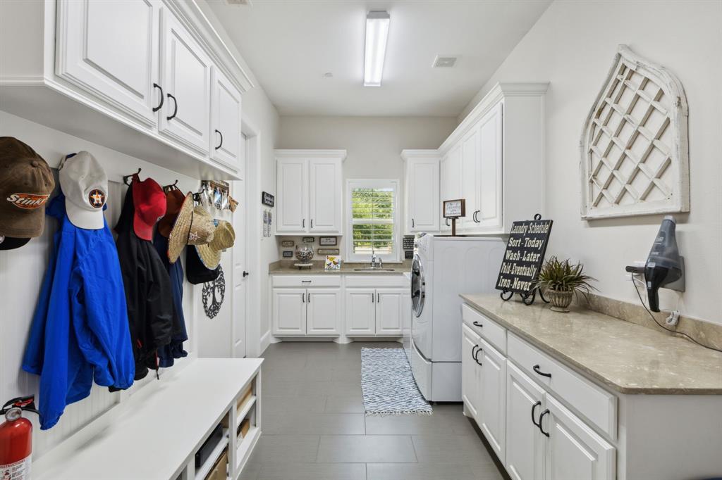 Belmont Park - Residential