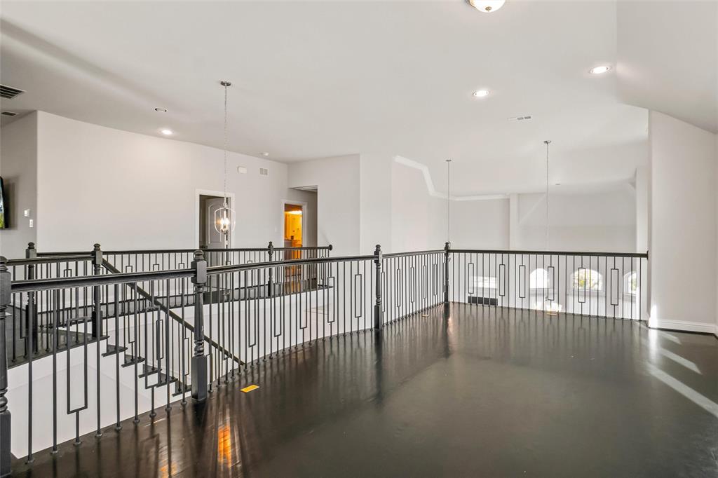 Justin Crossing Add - Residential