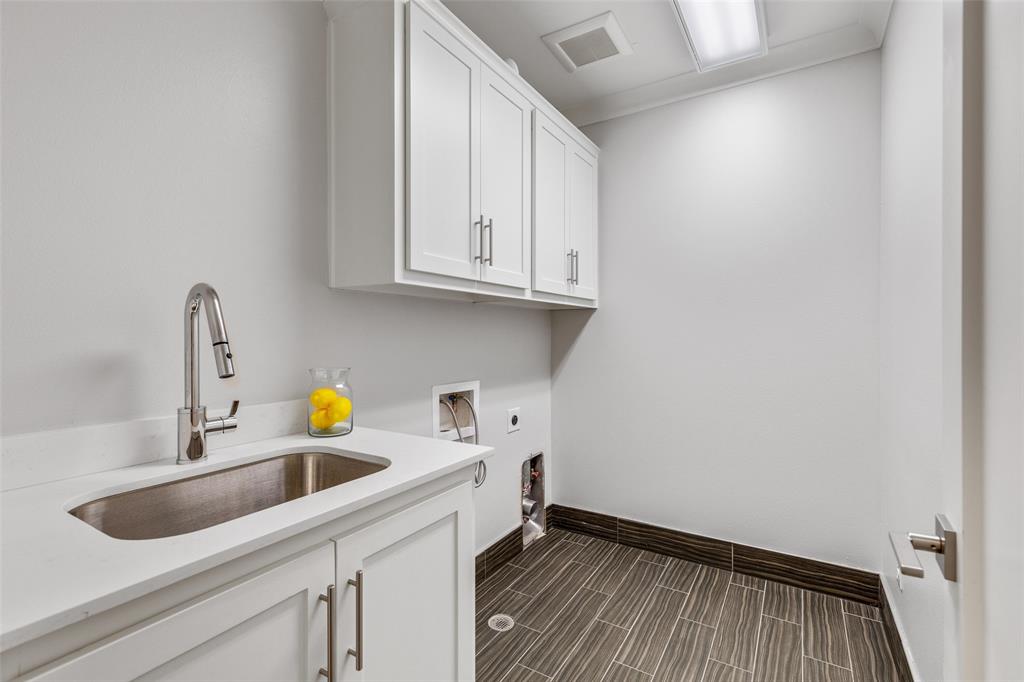 4144 Druid Land Condos - Residential Lease