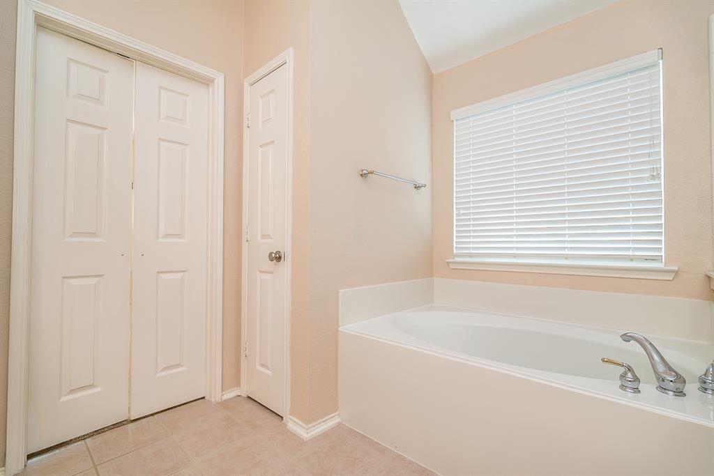 Villages Of White Rock Creek Ph Three - Residential Lease