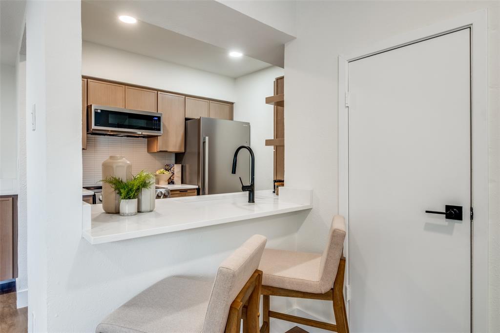 One Holland Place Condos - Residential