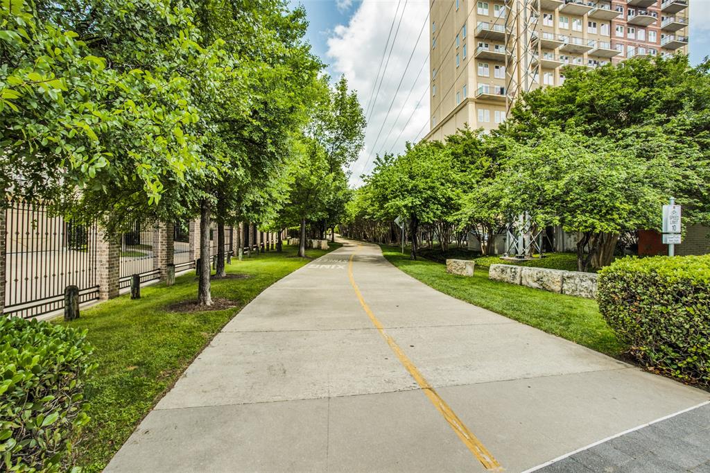One Holland Place Condos - Residential