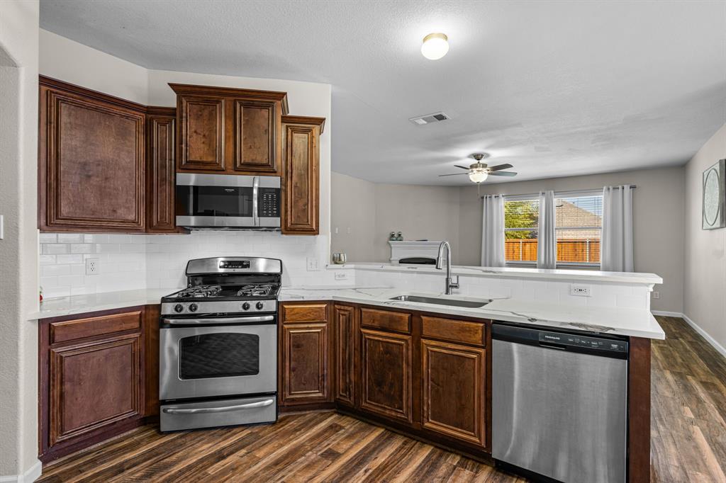 Summit View Lake Ph Two - Residential