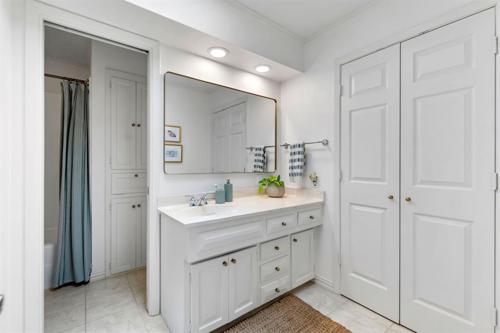 Ridglea Hills Add - Residential