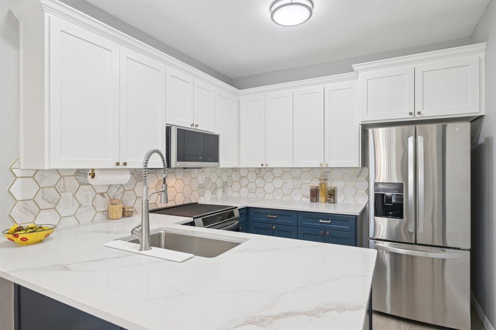 Barrington Court Condo - Residential