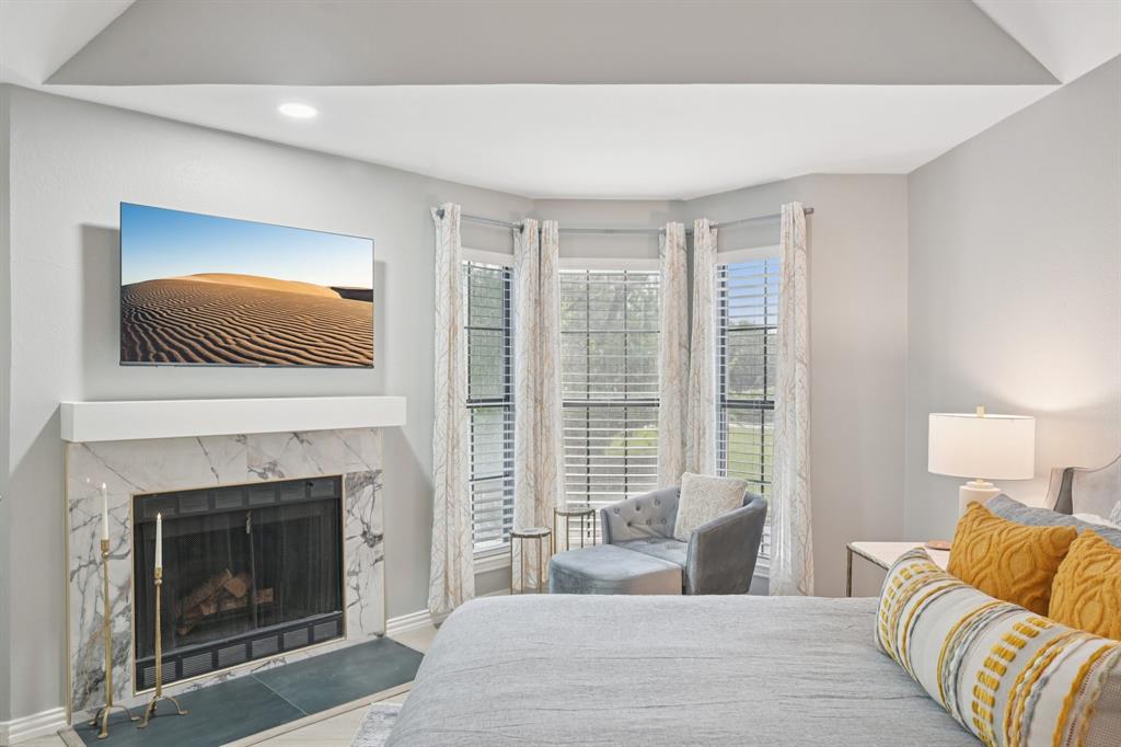 Barrington Court Condo - Residential