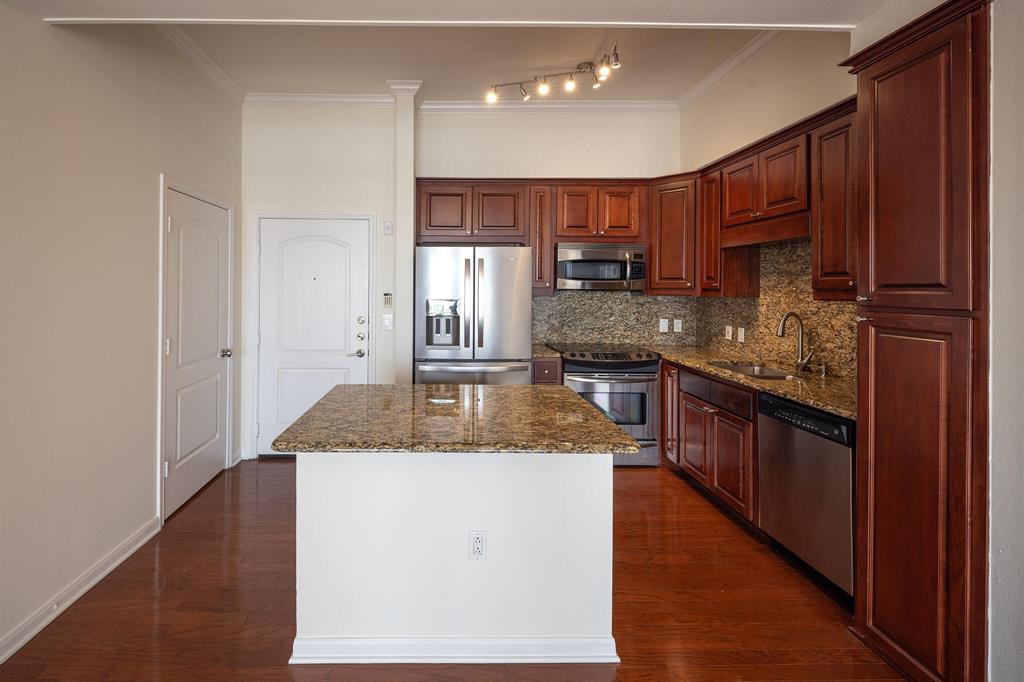 Renaissance On Turtle Creek Condo - Residential