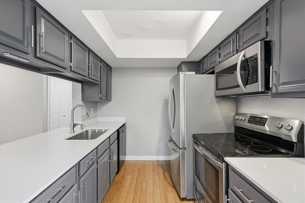 Wedglea Place Condo - Residential