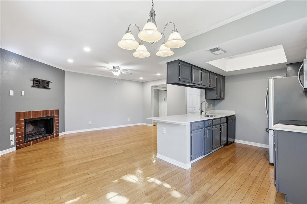 Wedglea Place Condo - Residential