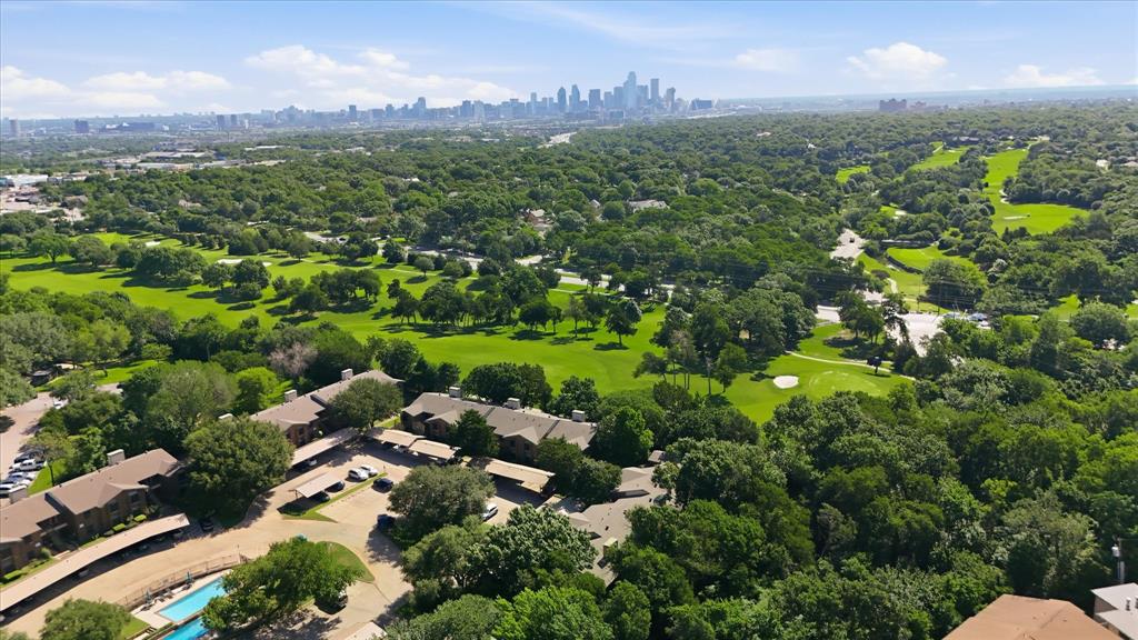 Wedglea Place Condo - Residential