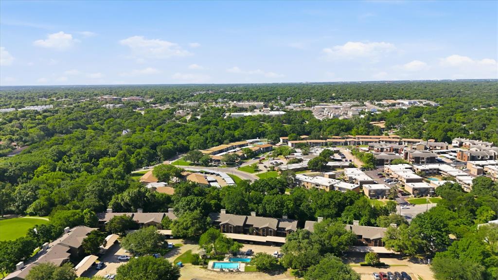Wedglea Place Condo - Residential