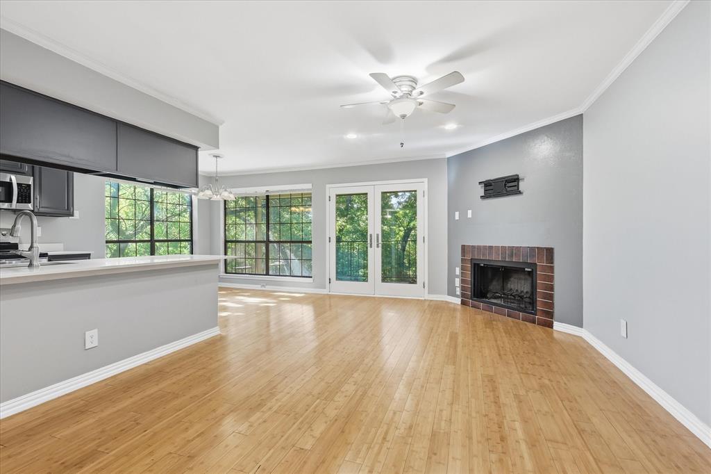 Wedglea Place Condo - Residential