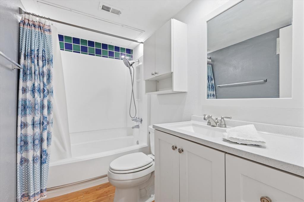 Wedglea Place Condo - Residential