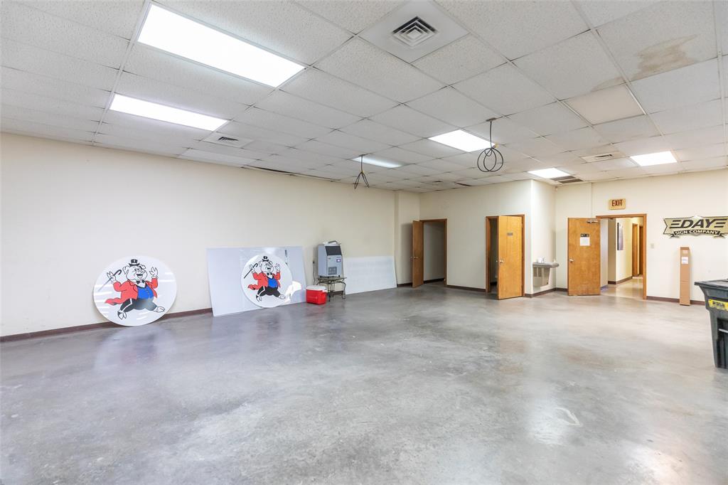 E HWY 80 - Commercial Sale