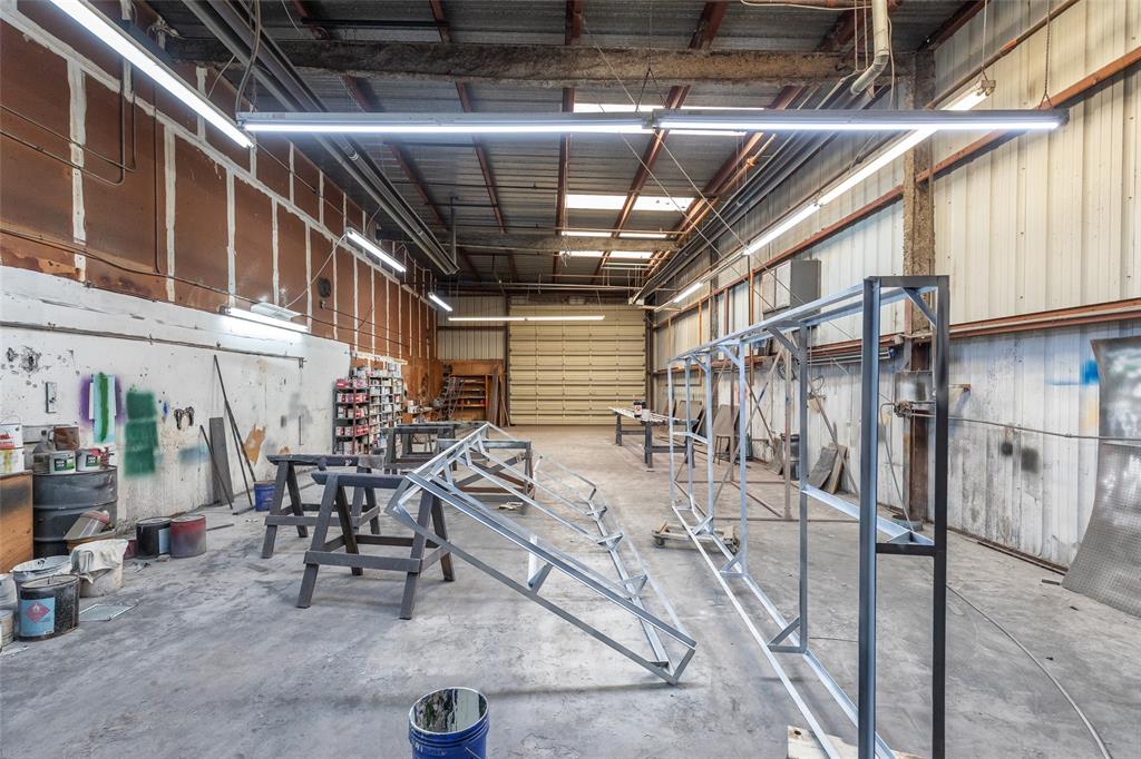 E HWY 80 - Commercial Sale