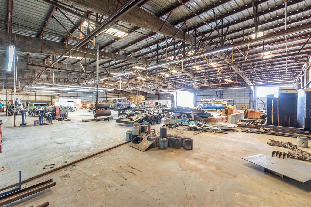 E HWY 80 - Commercial Sale