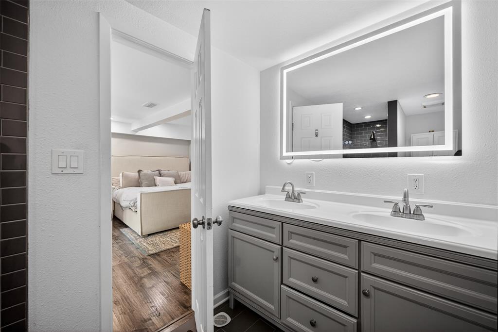 LAKE HIGHLANDS ESTATES 6 - Residential