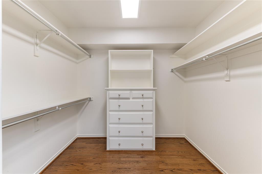Thackeray Place Rep - Residential