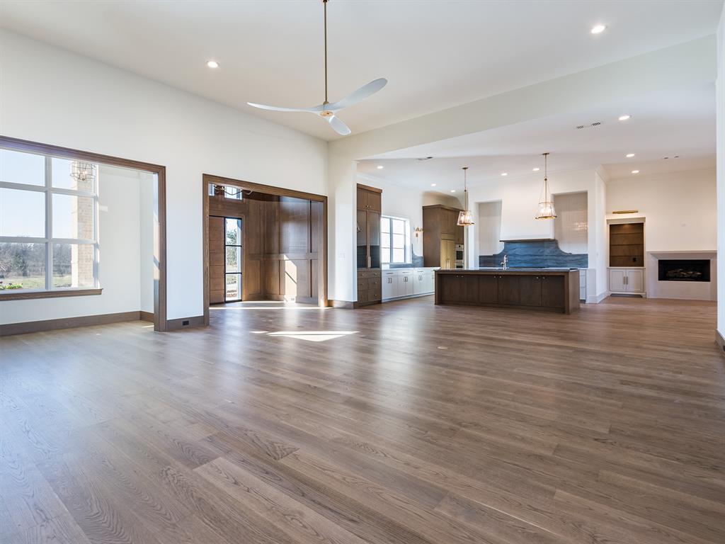 Creek Pionte Estates - Residential