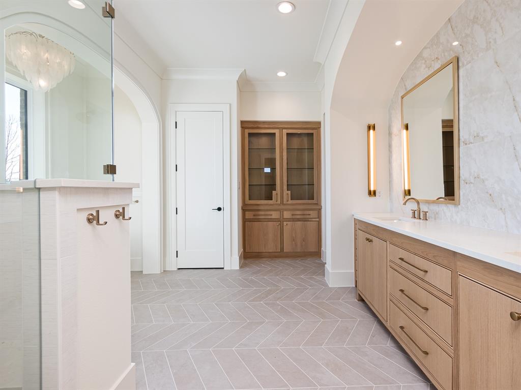 Creek Pionte Estates - Residential