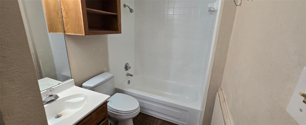 Richland Trace Condos - Residential