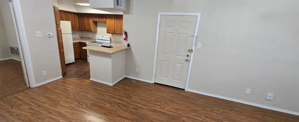 Richland Trace Condos - Residential