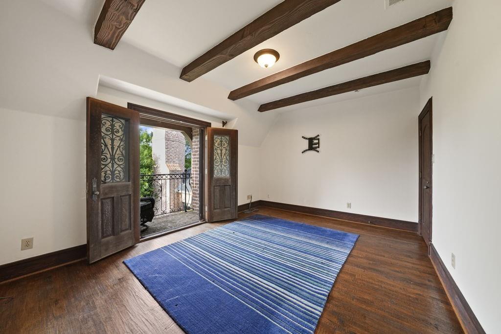 Lakes On Legacy Drive Ph 2 The - Residential