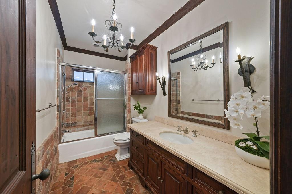 Lakes On Legacy Drive Ph 2 The - Residential