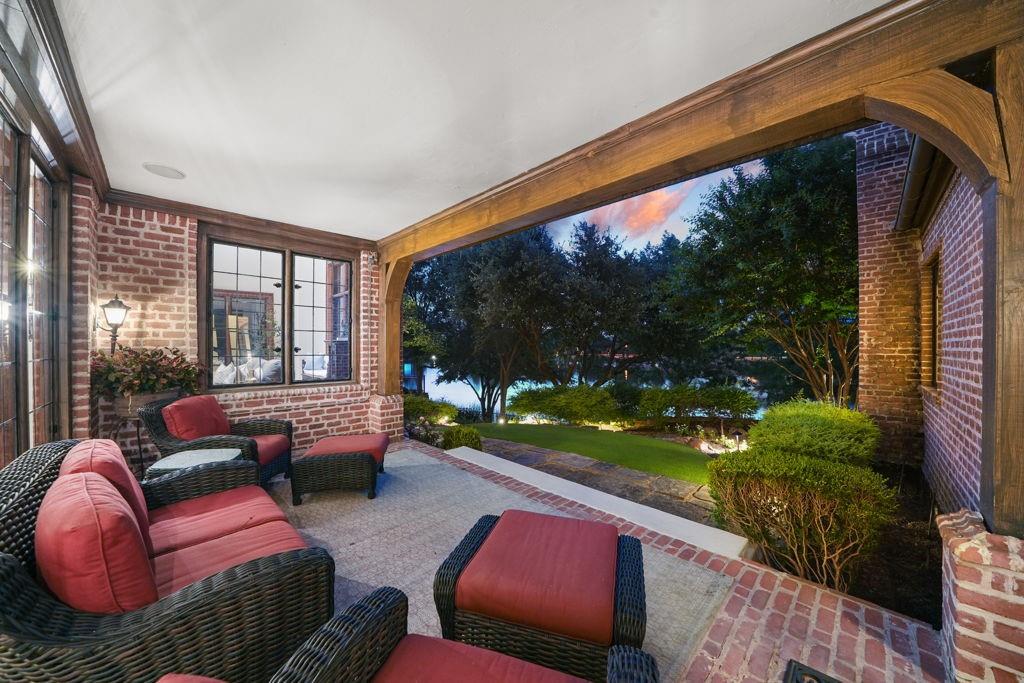 Lakes On Legacy Drive Ph 2 The - Residential