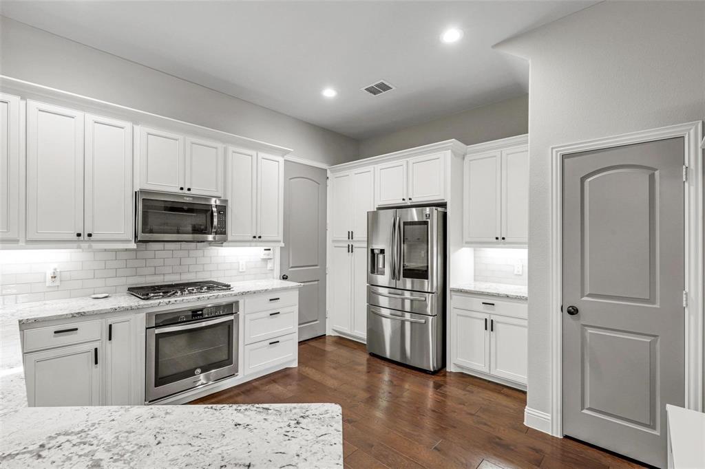 Riverside Point - Residential Lease