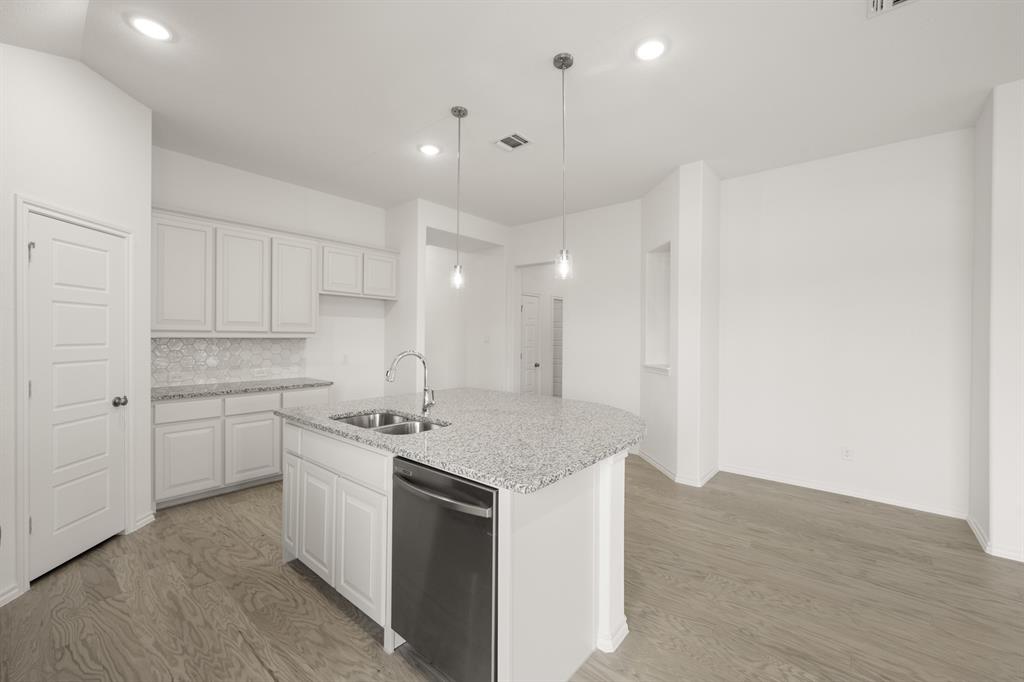 Summer Crest - Residential