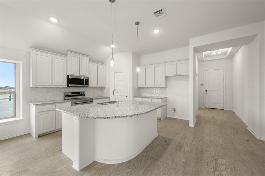 Summer Crest - Residential
