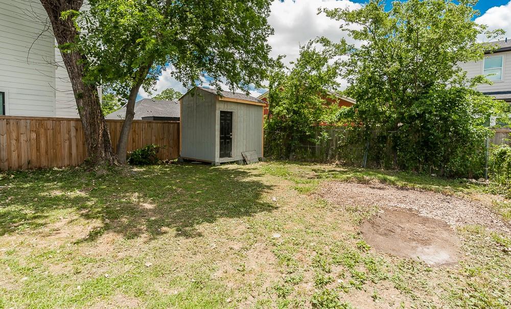 Victory Gardens - Residential