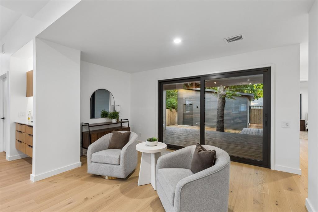 Broadvu - Residential