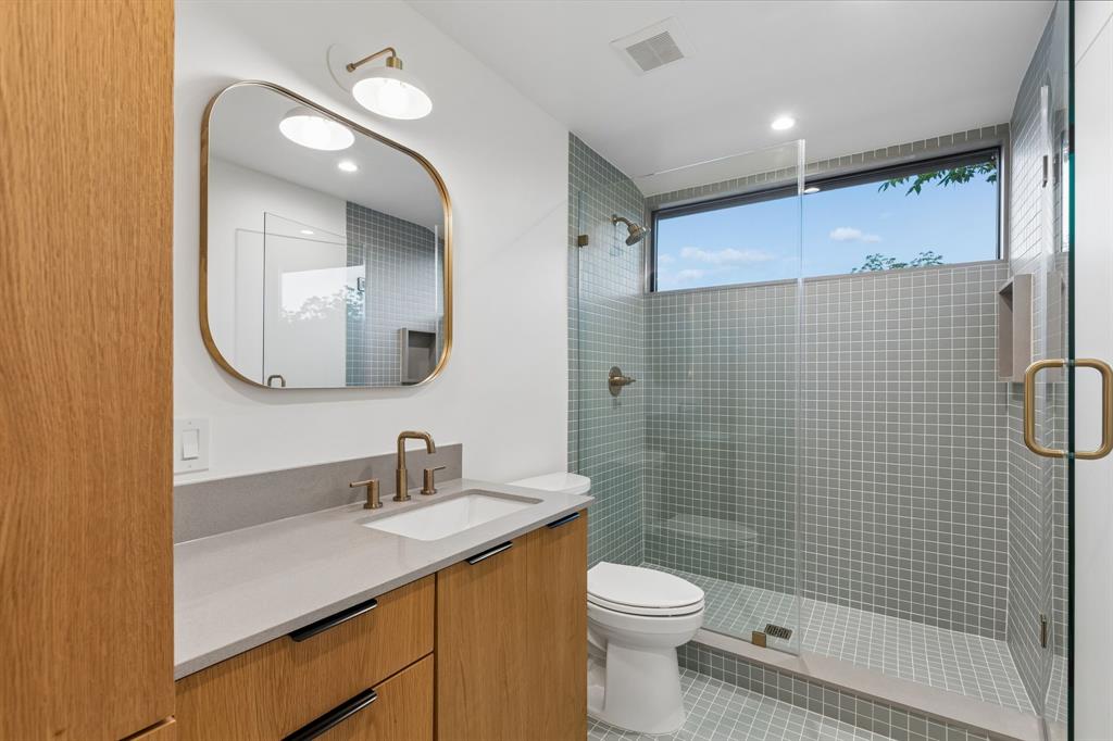 Broadvu - Residential