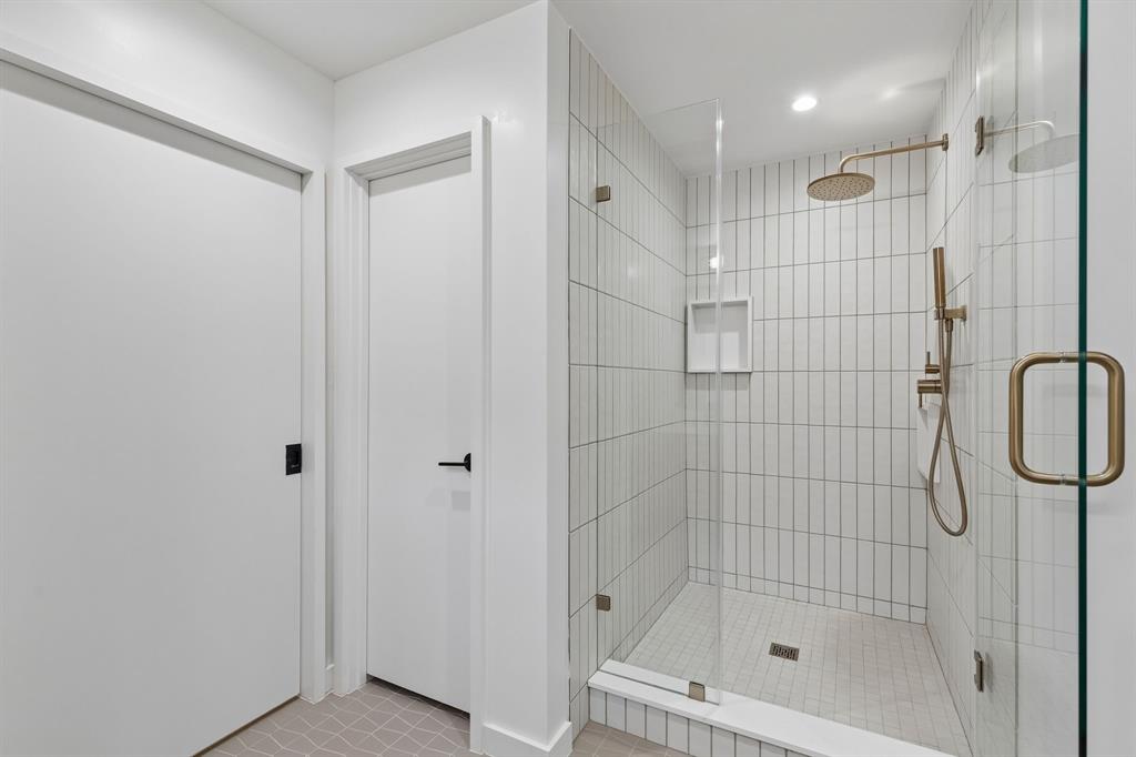 Broadvu - Residential