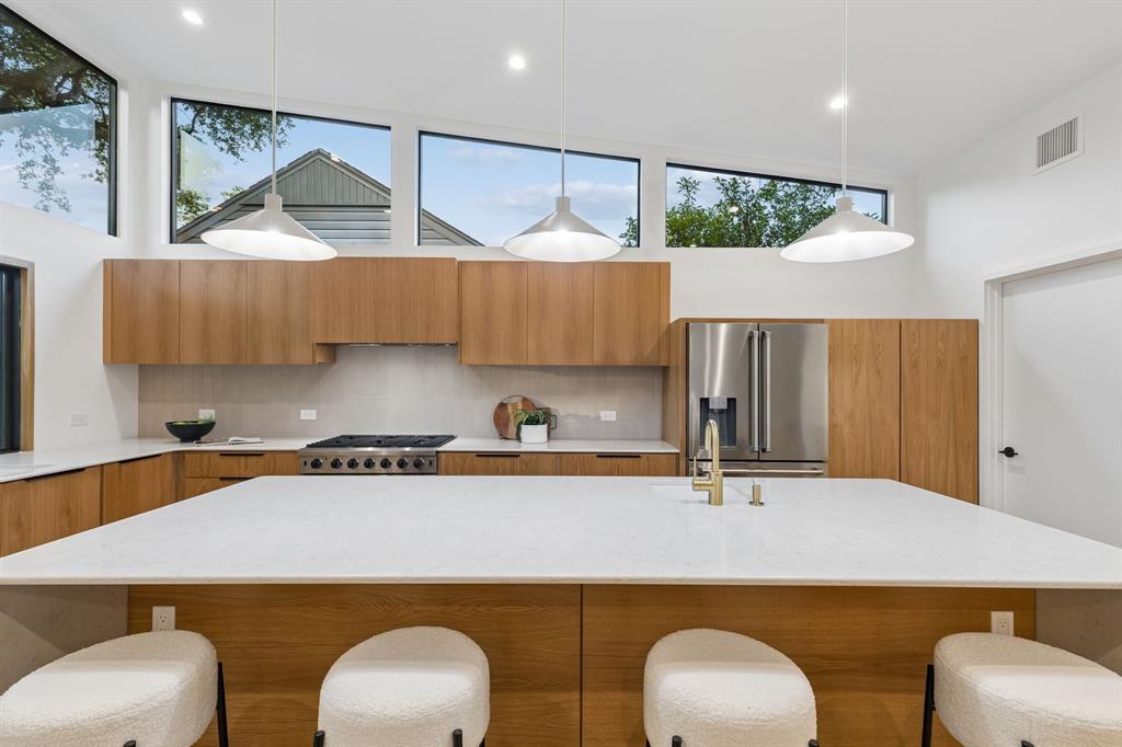 Broadvu - Residential