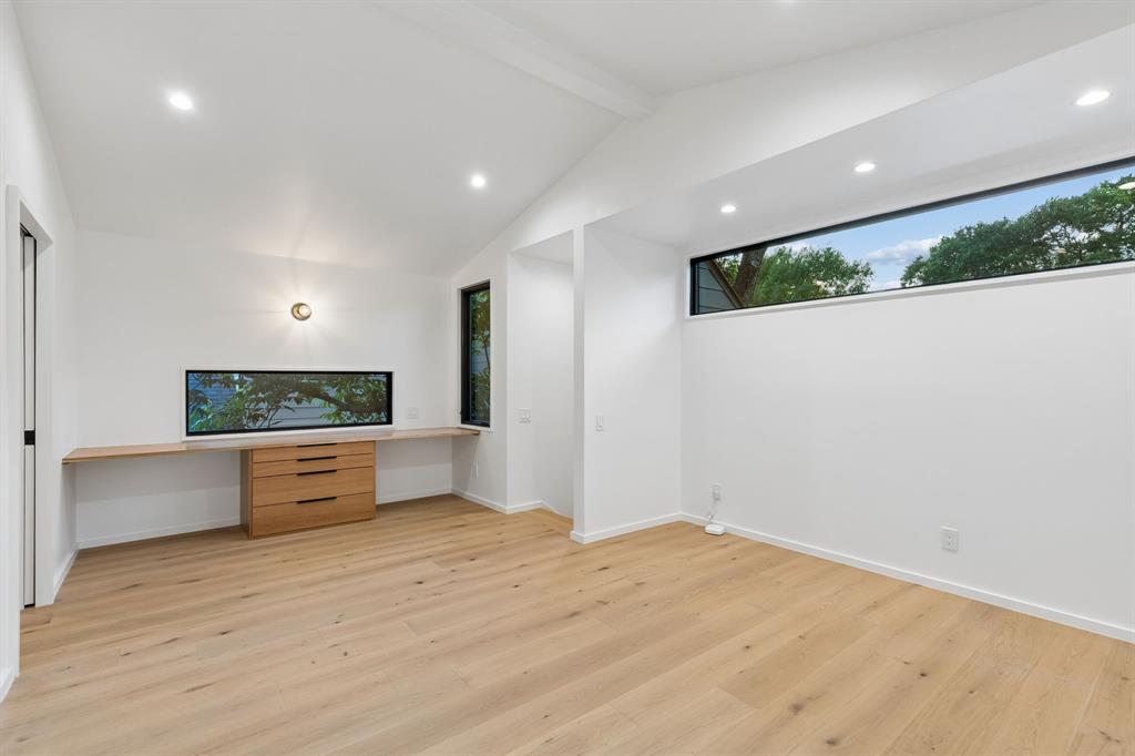 Broadvu - Residential