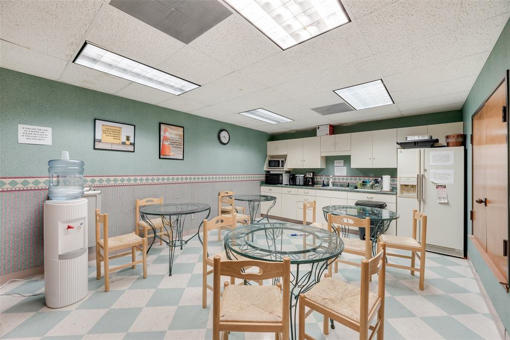 Nnw - Commercial Sale