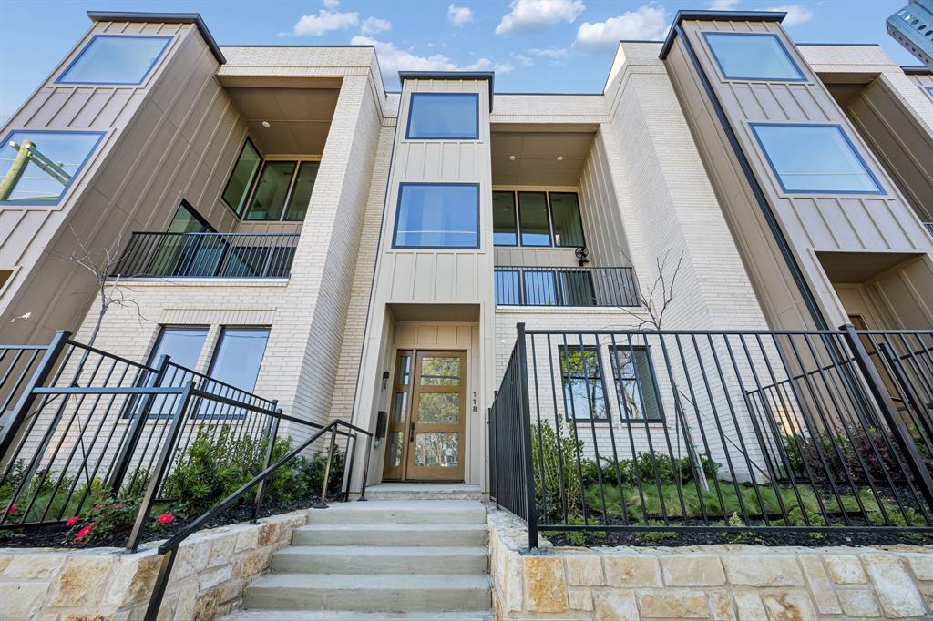 Beautiful new construction in the heart of Historic McKinney and no HOA! This stunning property offers four bedrooms, four full bathrooms, and one half bath. Located conveniently within walking distance to a vibrant lifestyle that includes dining, retail and entertainment! Details and finishes include bedrooms with private ensuites, bright and natural light filled living spaces, gorgeous fireplace surrounds, custom cabinetry, luxury appliances, waterfall island, wood floors, phenomenal laundry and mudroom, three story laundry shoot, balcony, stair lighting, and raised ceilings. Two car garage and private parking for owners. The breathtaking finishes are above and beyond! This property is located in a specialized town edge zone which opens opportunities to office or Airbnb options. More photos coming soon! Buyer and buyer's agent to verify all information.