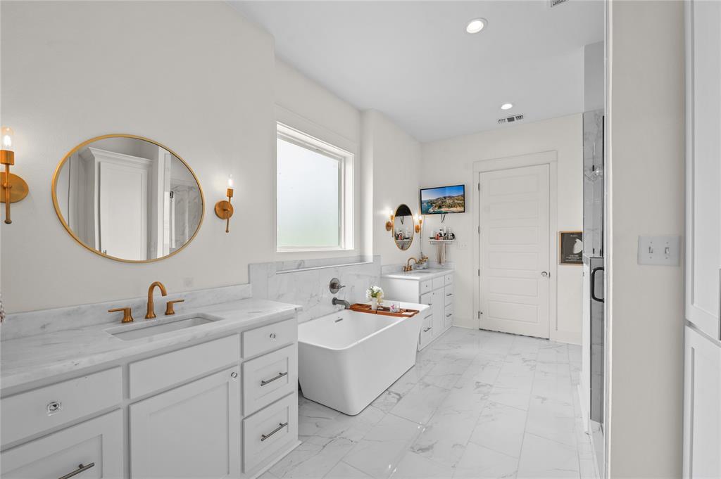 Canadas Glade Creek Estate - Residential