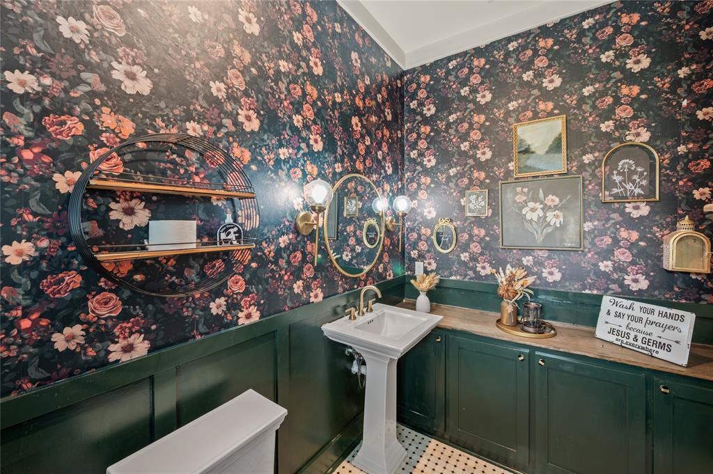 Canadas Glade Creek Estate - Residential