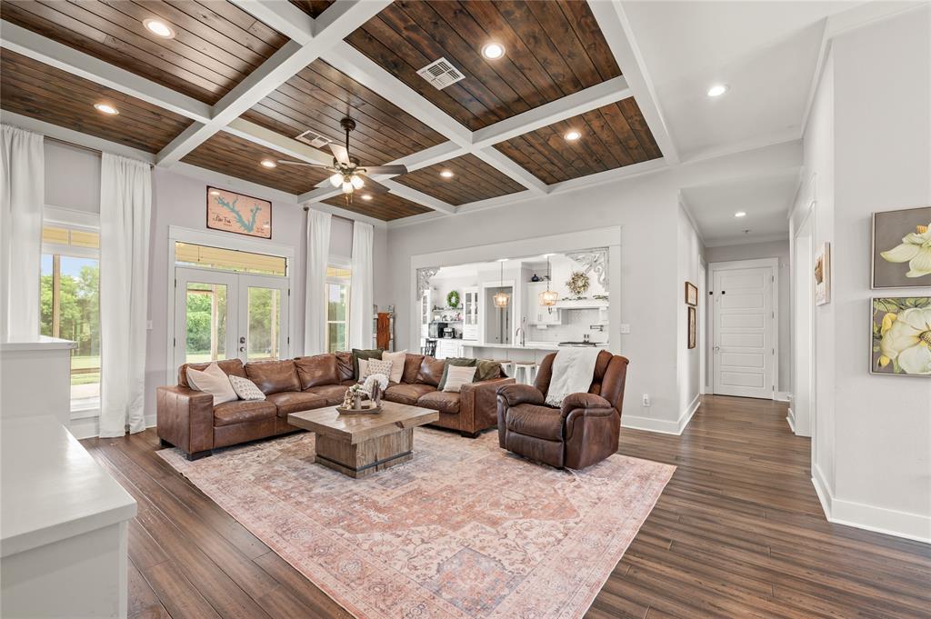 Canadas Glade Creek Estate - Residential
