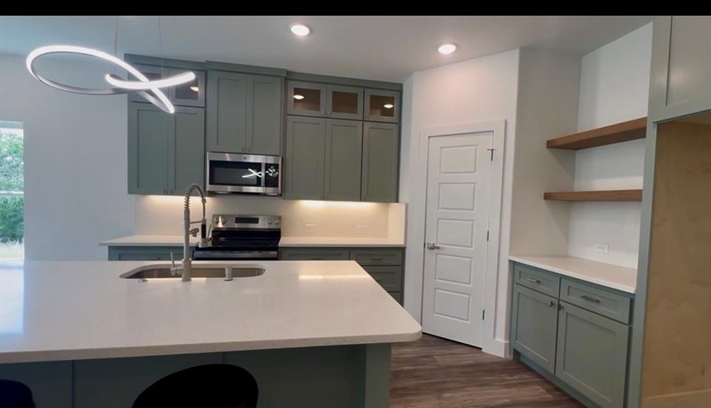 Runaway Bay - Residential